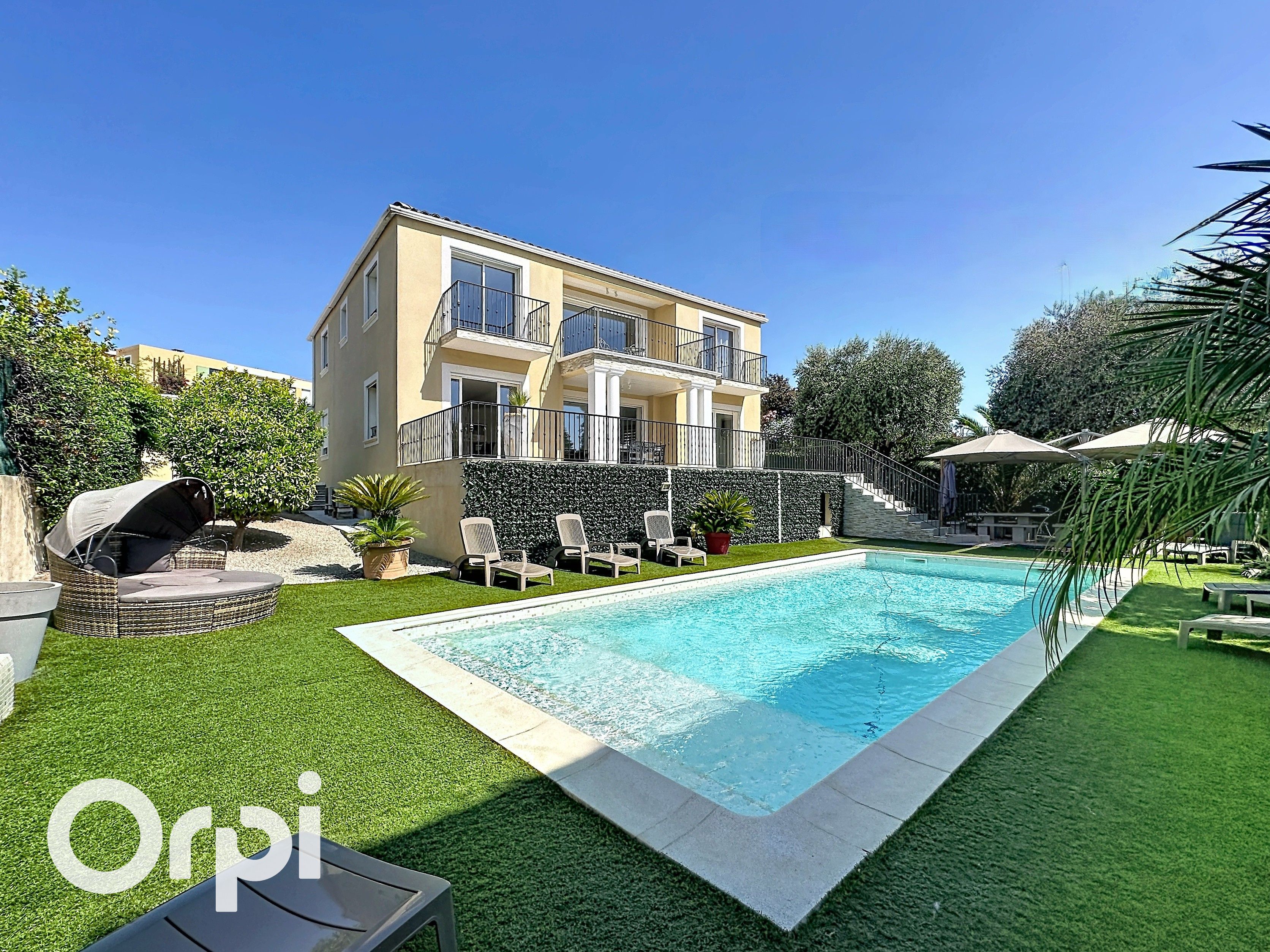 Villa Villeneuve-Loubet — Le Carré d'Azur