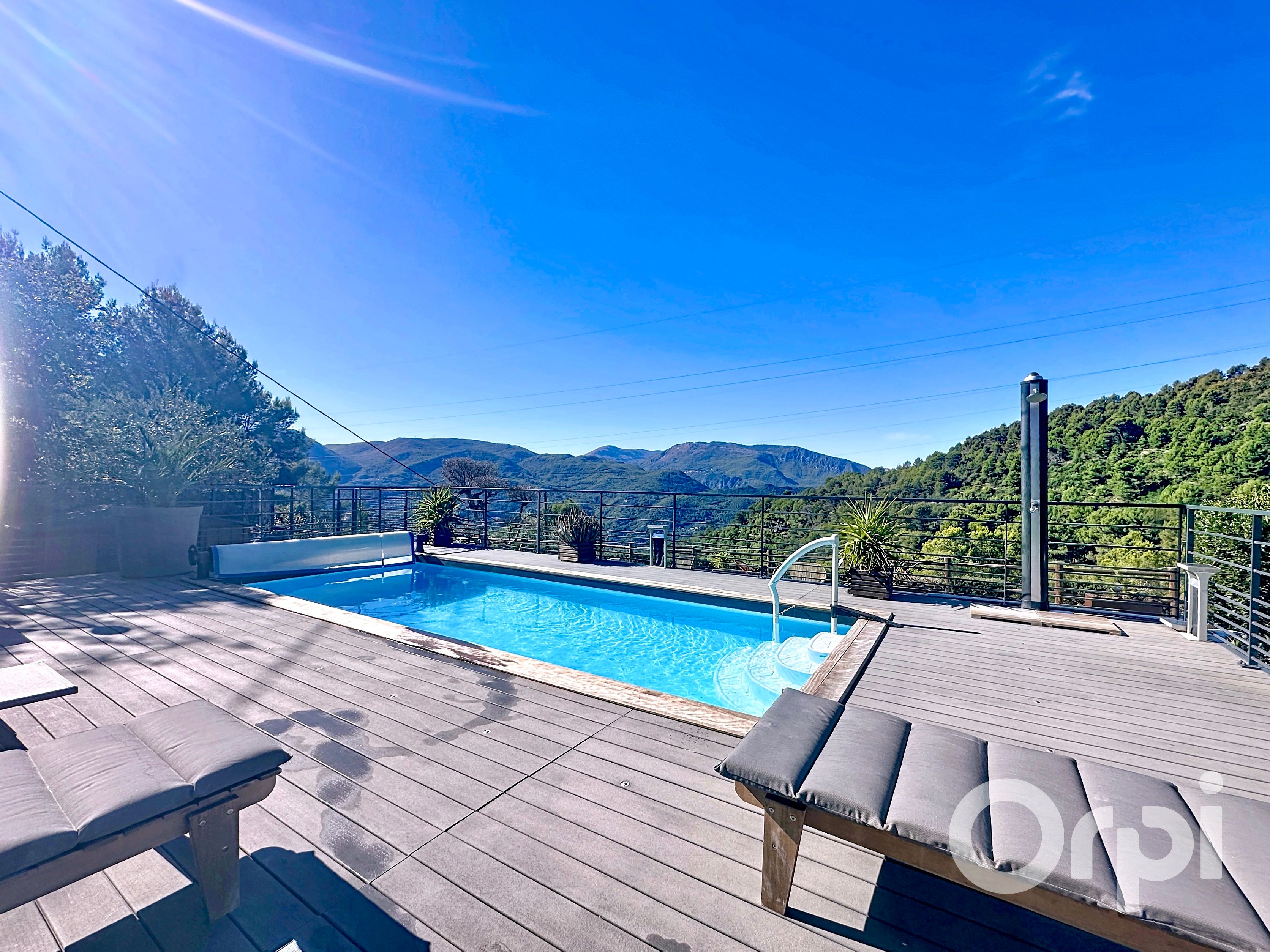 Villa 5 pièces La roquette sur Var — Le Carré d'Azur