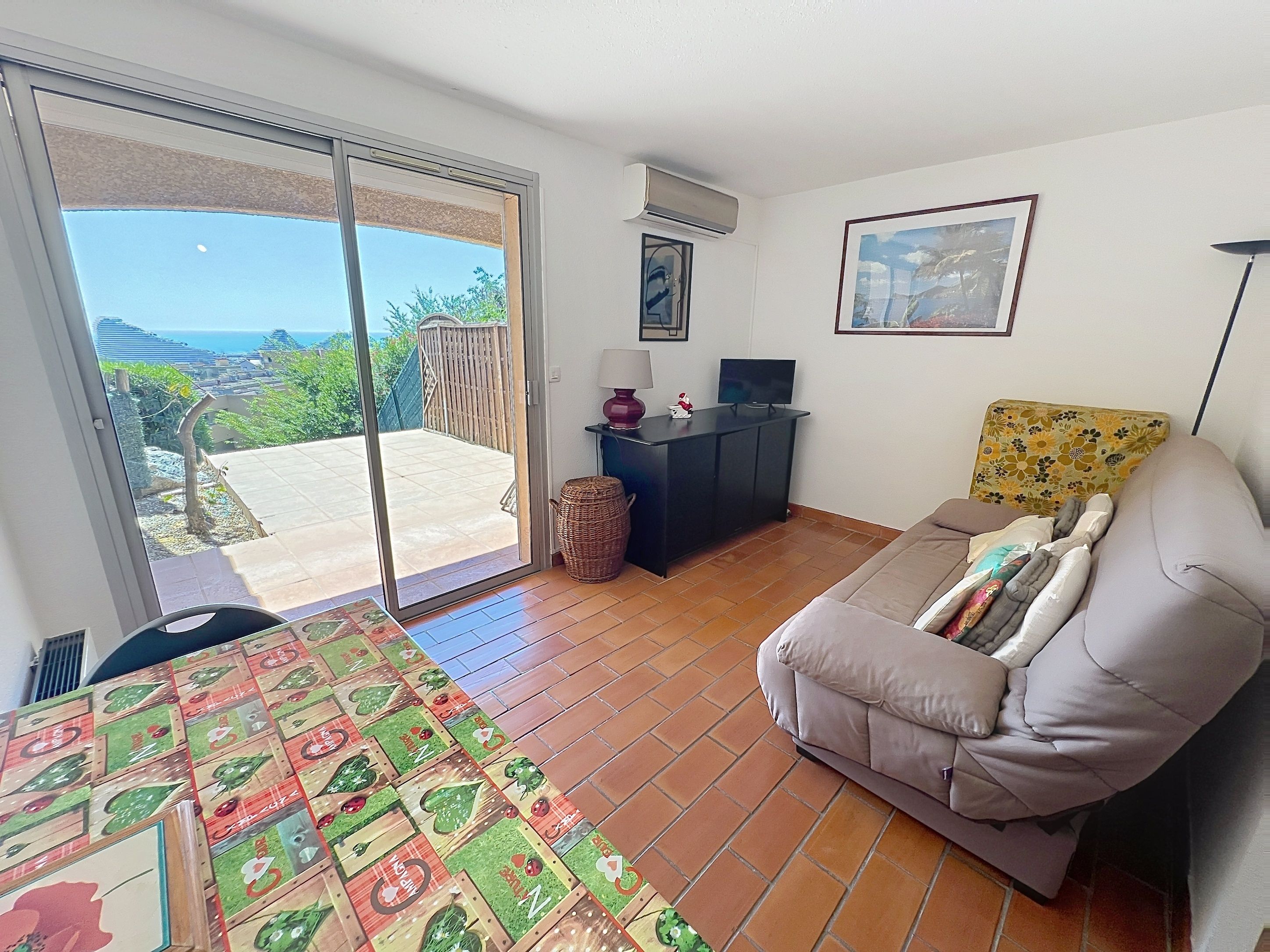 Appartement 3 pièces Villeneuve-Loubet 27.67m² — Le Carré d'Azur