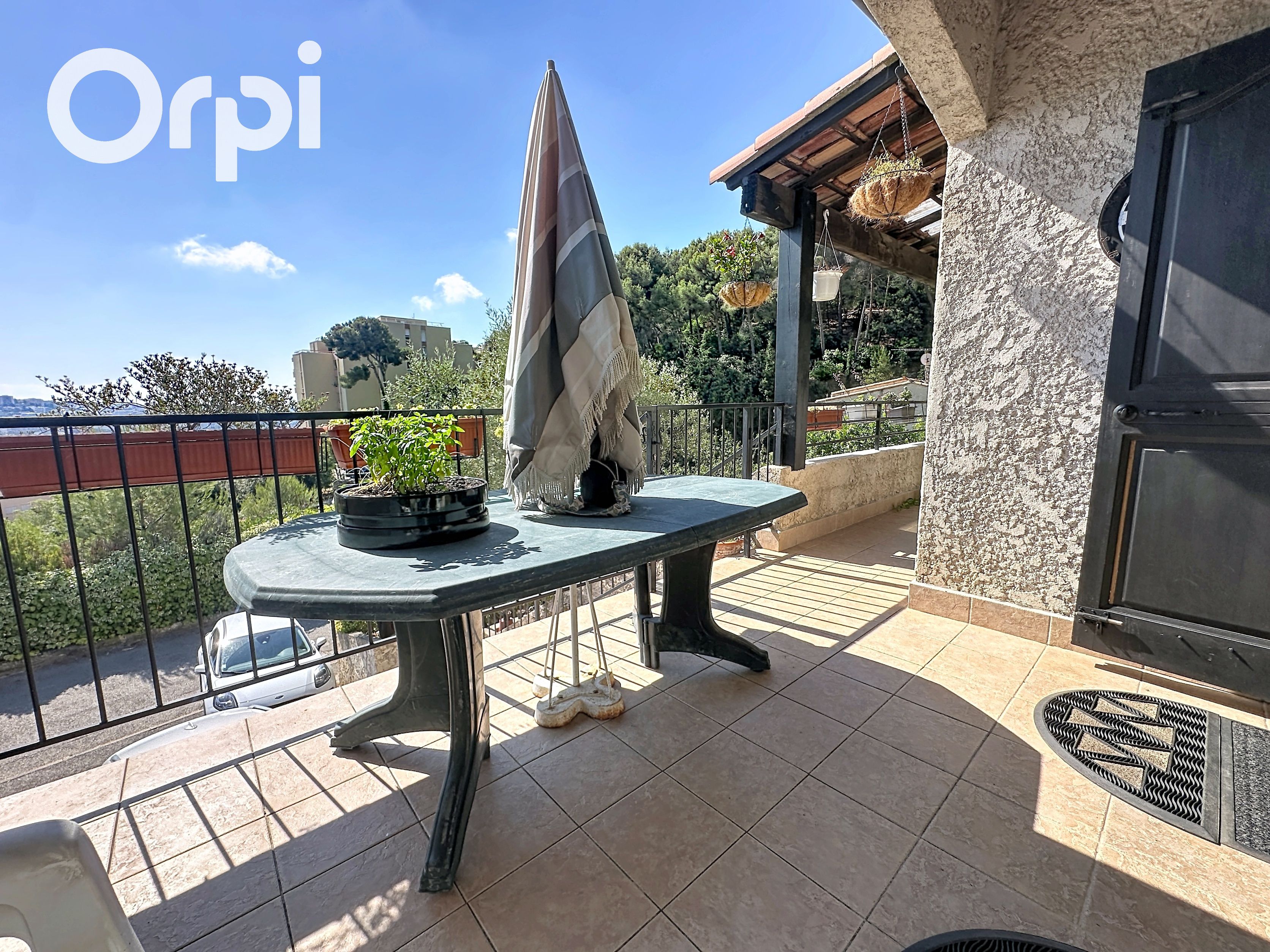 Villa 5 pièces Saint-Laurent-du-Var 118m² — Le Carré d'Azur
