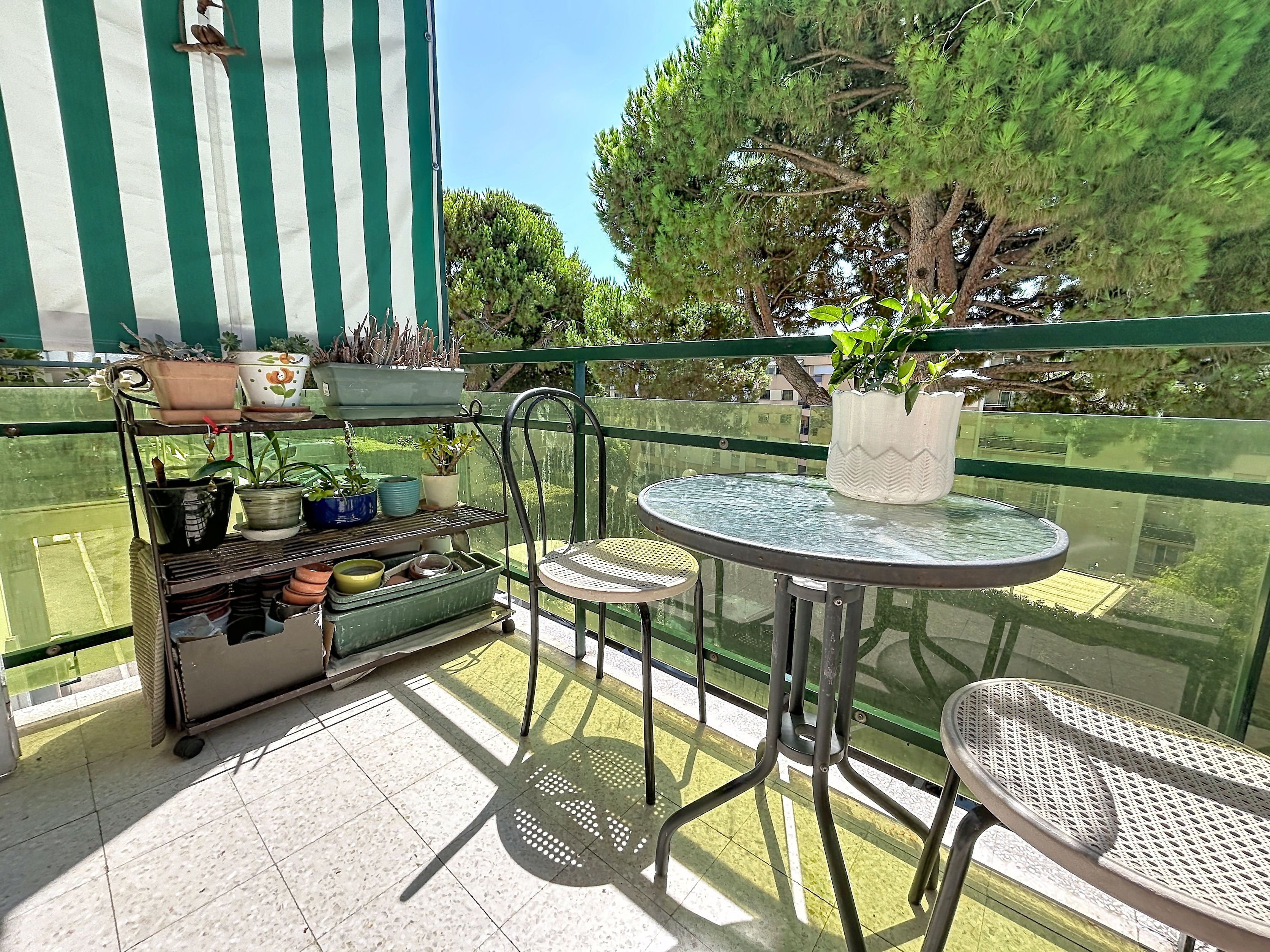 Appartement 2 pièces Cagnes-sur-Mer — Le Carré d'Azur