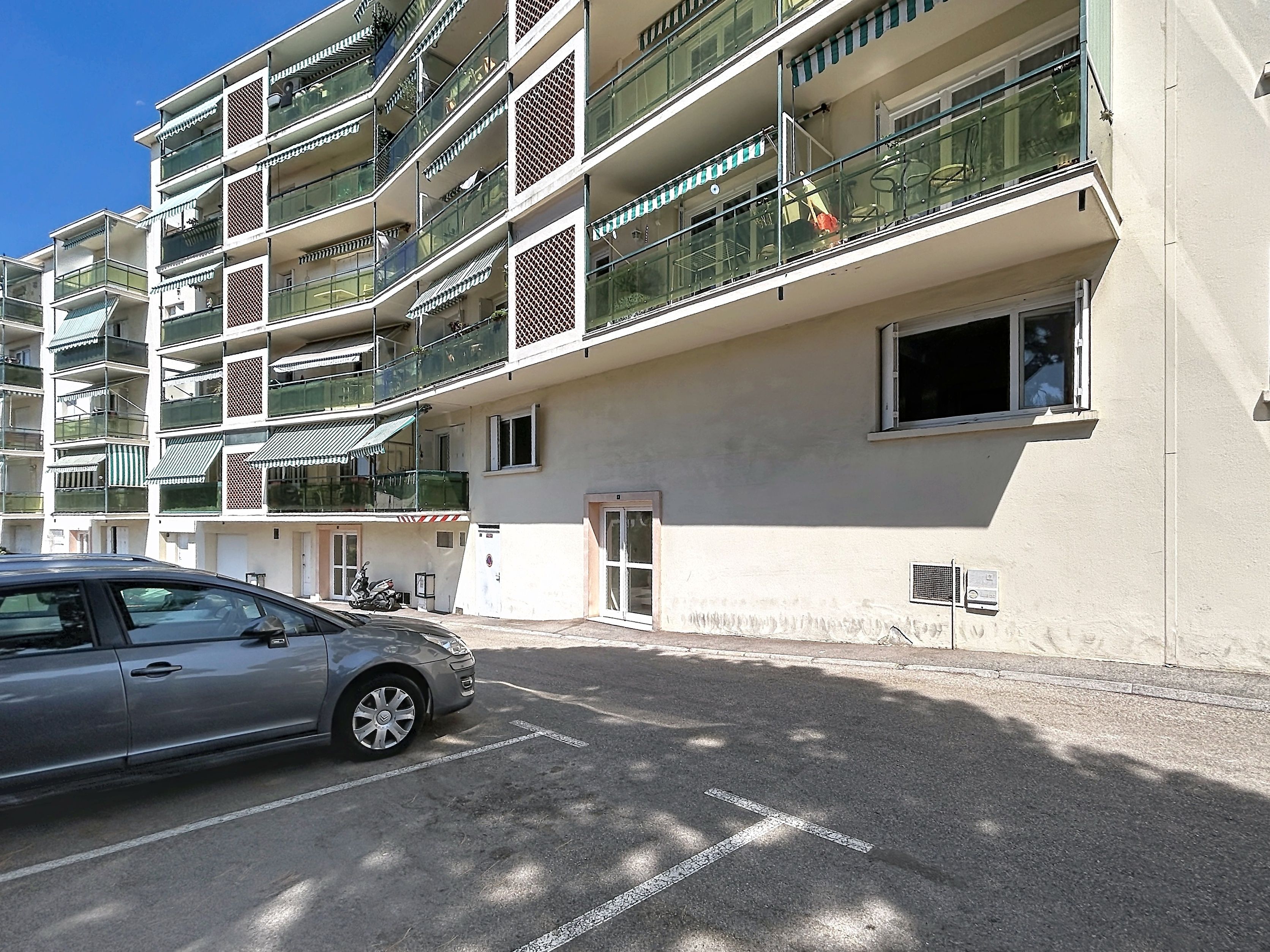 Appartement 2 pièces Cagnes-sur-Mer 39.6m² — Le Carré d'Azur