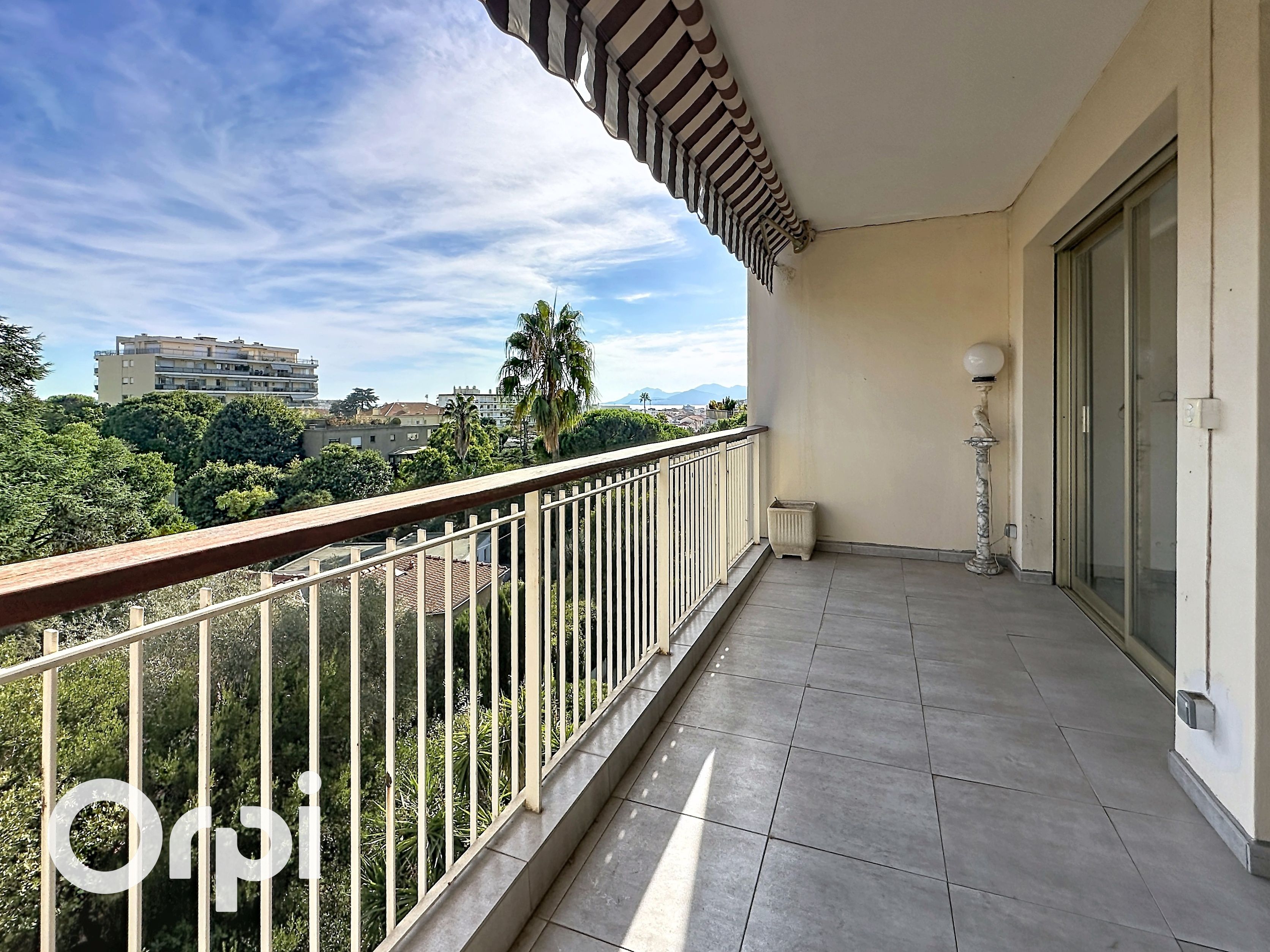 Appartement 2 pièces Cannes 57.08m² — Le Carré d'Azur
