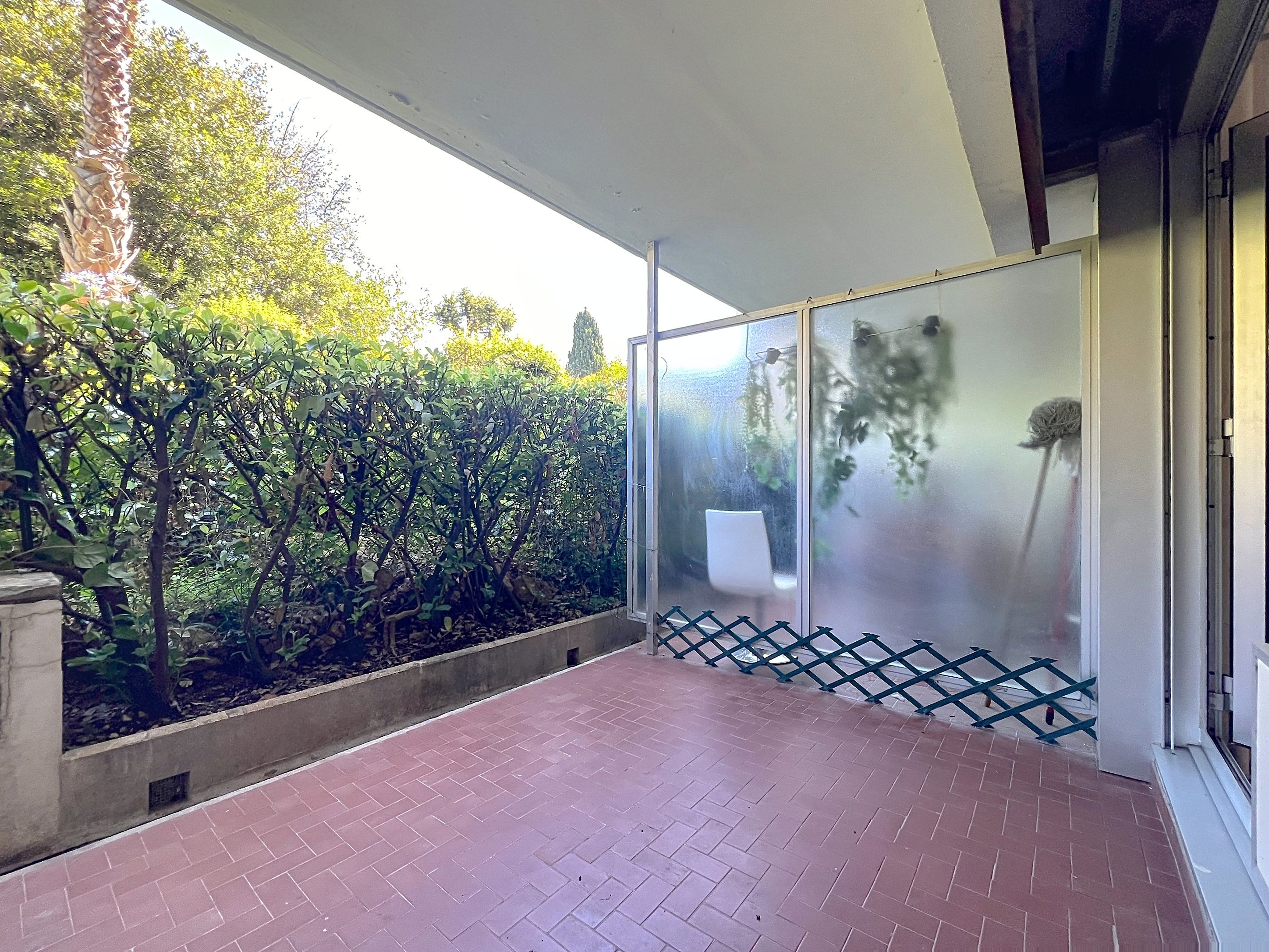 Appartement 2 pièces Antibes 26m² — Le Carré d'Azur